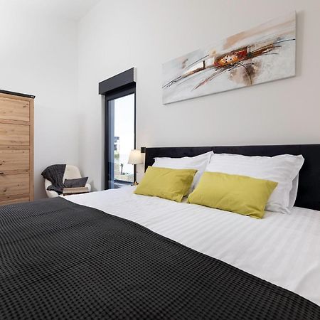 Luxury Villa Adria Apartments Krk Town Bagian luar foto