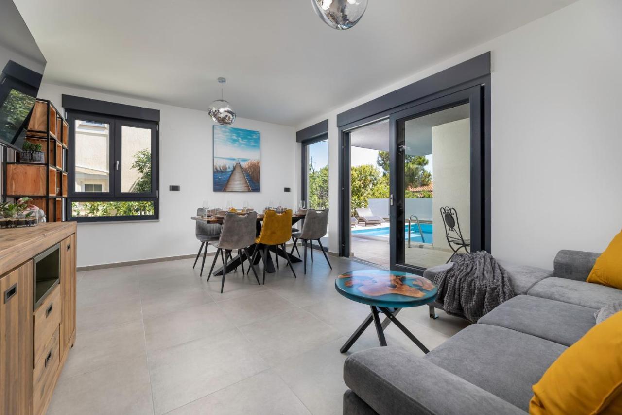 Luxury Villa Adria Apartments Krk Town Bagian luar foto