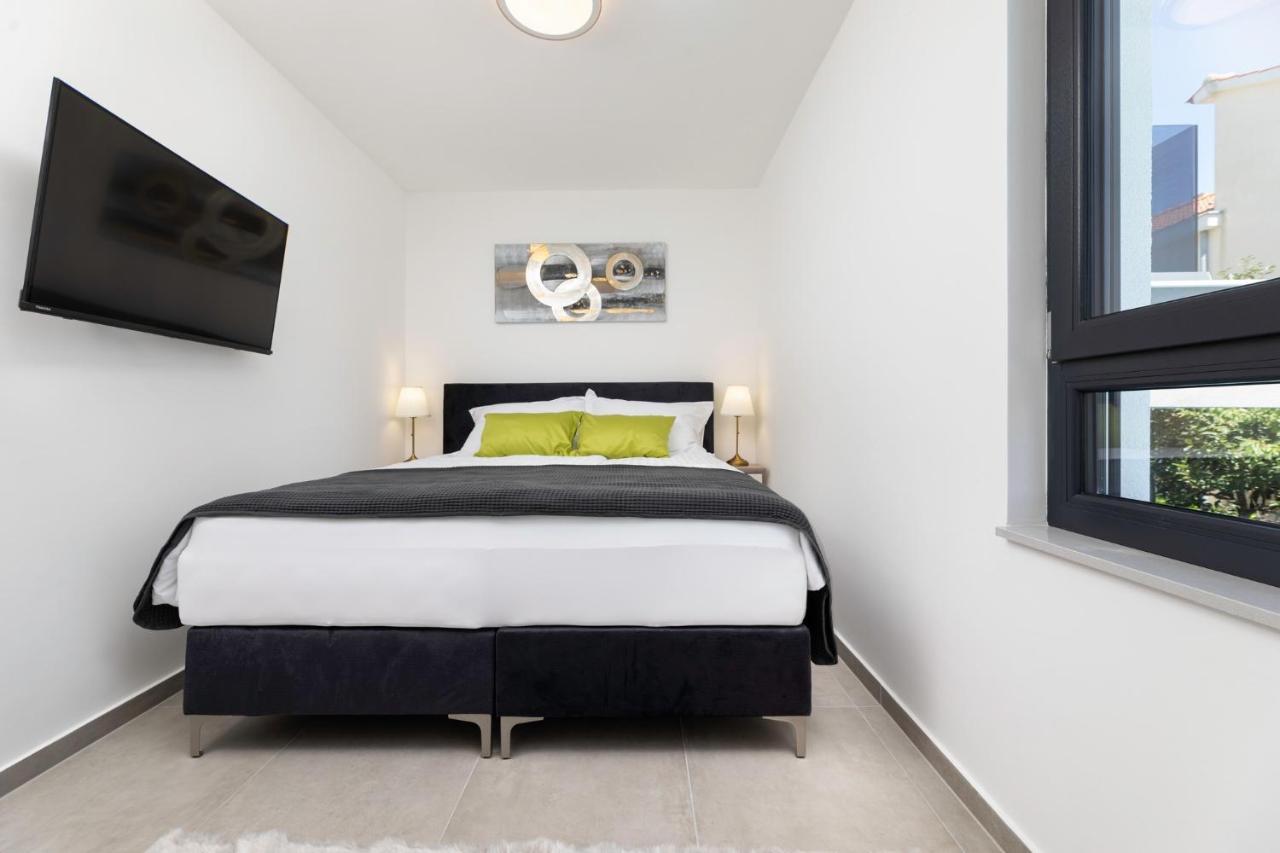 Luxury Villa Adria Apartments Krk Town Bagian luar foto