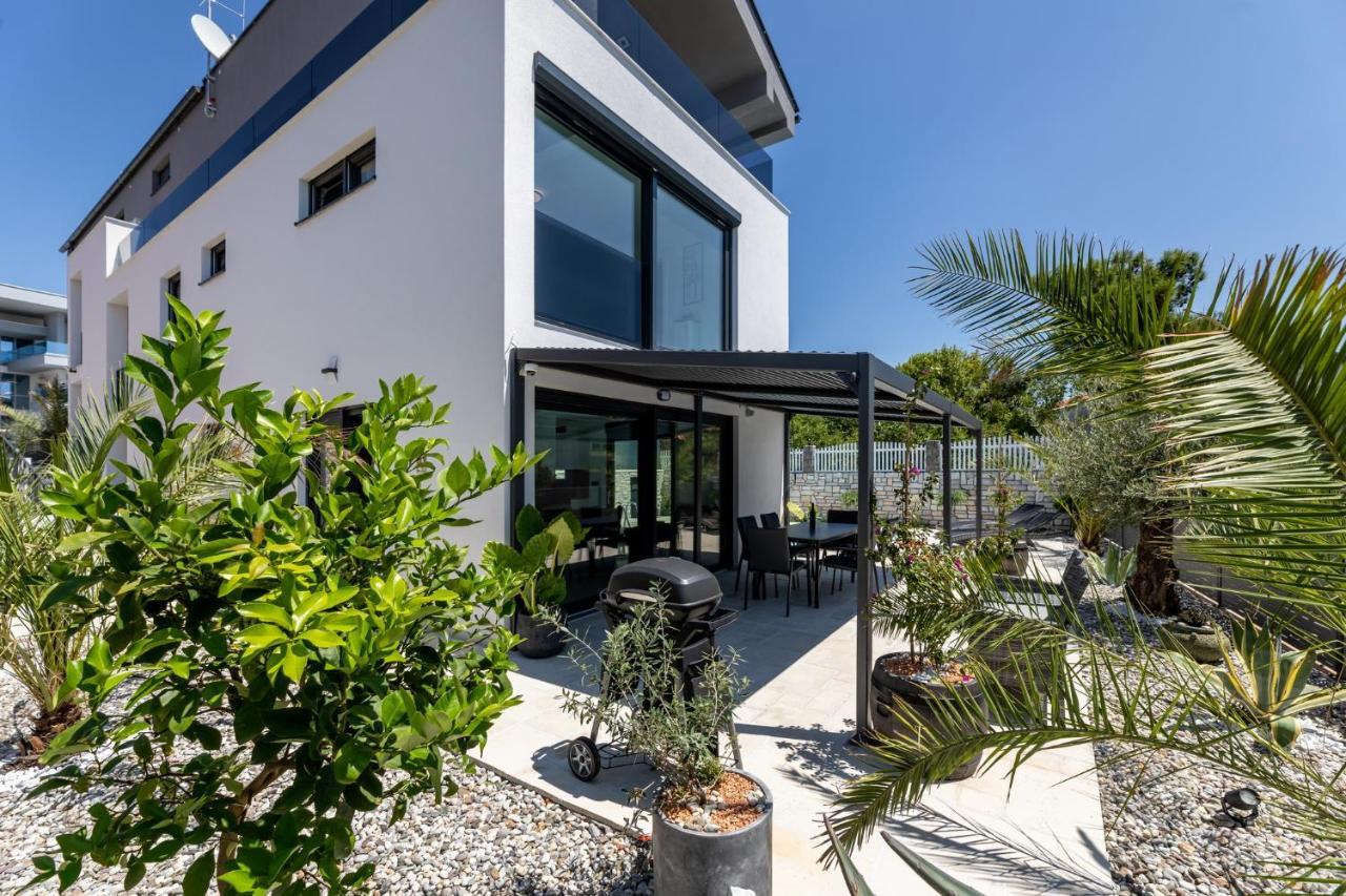 Luxury Villa Adria Apartments Krk Town Bagian luar foto