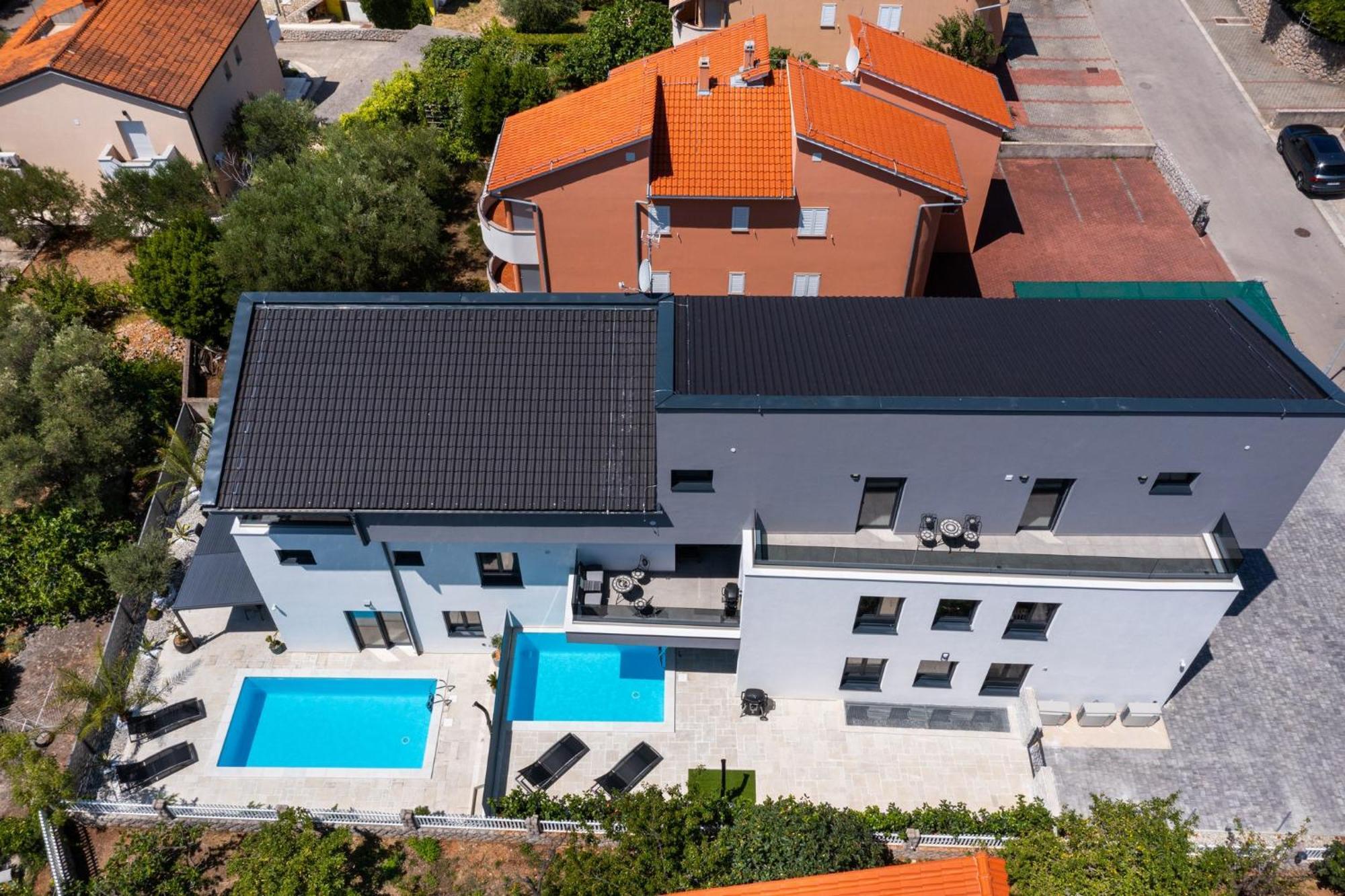 Luxury Villa Adria Apartments Krk Town Bagian luar foto