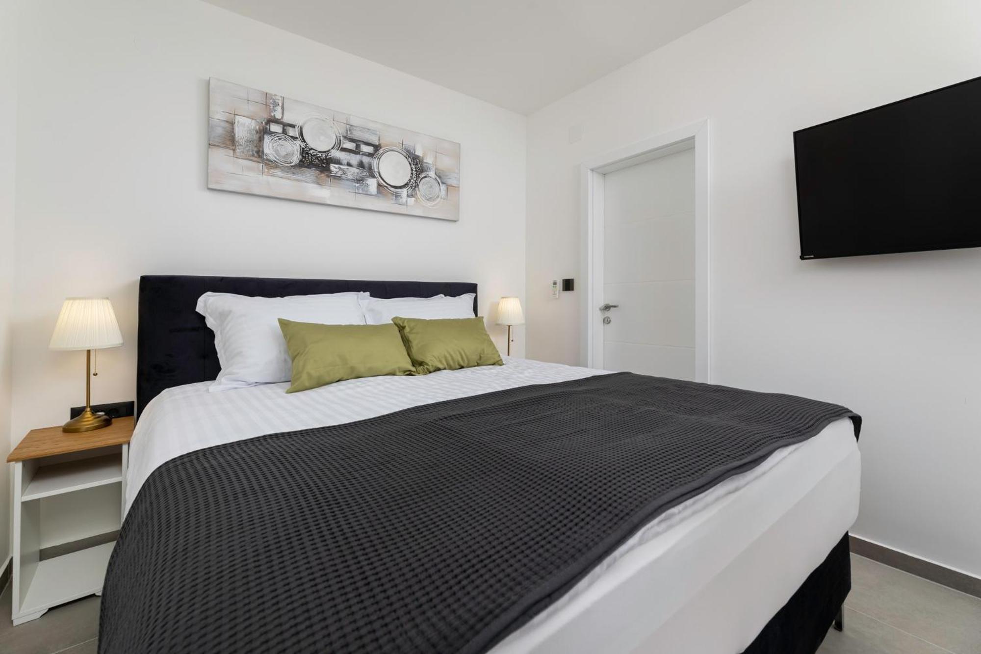 Luxury Villa Adria Apartments Krk Town Bagian luar foto